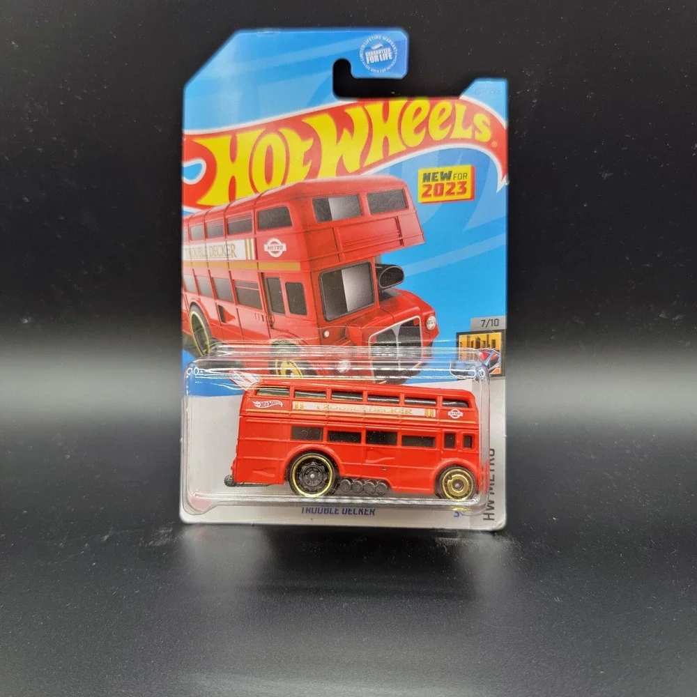 2023 HOT WHEELS  TROUBLE DECKER  BUS